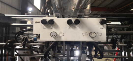 1450高速贴面机2